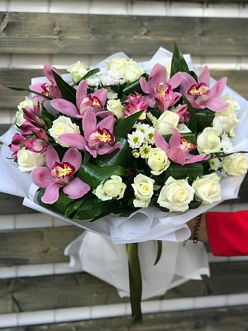 Букет цветов из: Розы и Хризантемы в Алексеевка Уфимский район