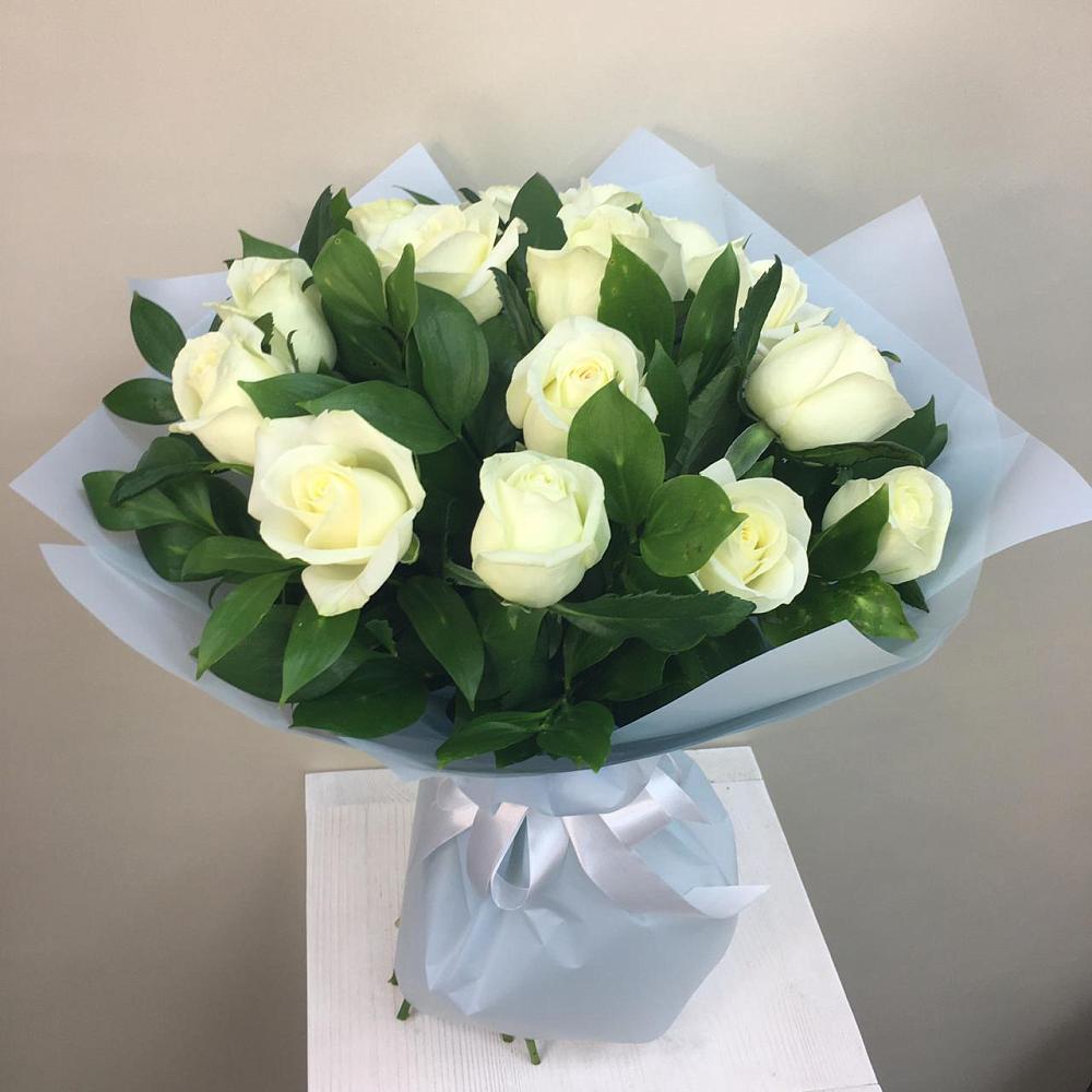 Букет 15 Белых роз Проуд в Алексеевка Уфимский район