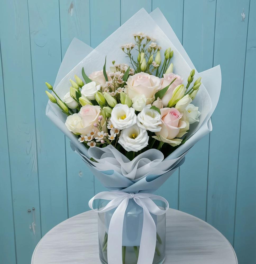 Букет цветов из: Розы и Лизиантусы в Алексеевка Уфимский район