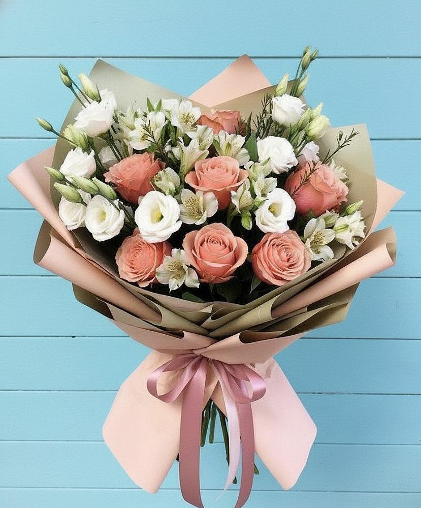Букет цветов из: Розы, Альстромерии и Лизиантусы в Алексеевка Уфимский район