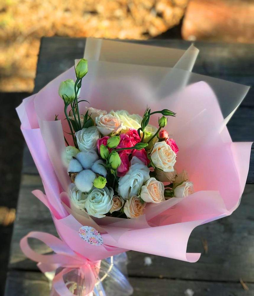 Букет цветов из: Розы и Лизиантусы в Алексеевка Уфимский район