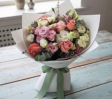 Букет цветов из:  Розы, Лизиантусы и Гвоздики в Алексеевка Уфимский район