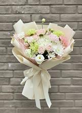 Букет цветов из:  Гвоздики, Розы, Лизиантусы и Хризантемы #REPLACE_PRED# Алексеевка Уфимский район