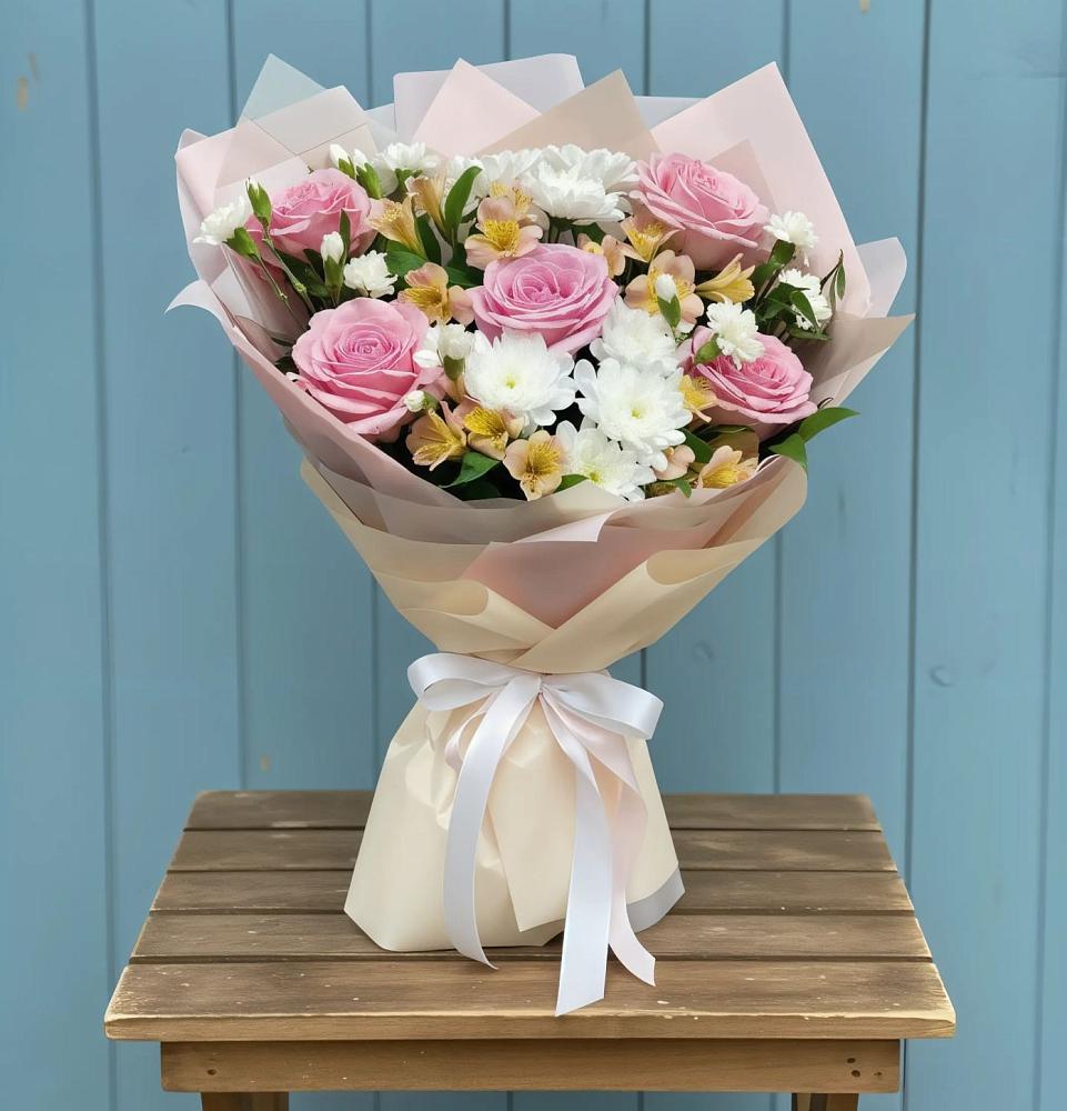 Букет цветов из: Гвоздики, Орхидеи и Розы в Алексеевка Уфимский район