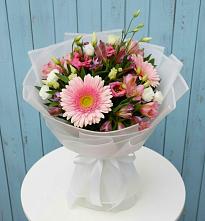 Букет цветов из:  Герберы, Альстромерии и Лизиантусы #REPLACE_PRED# Алексеевка Уфимский район