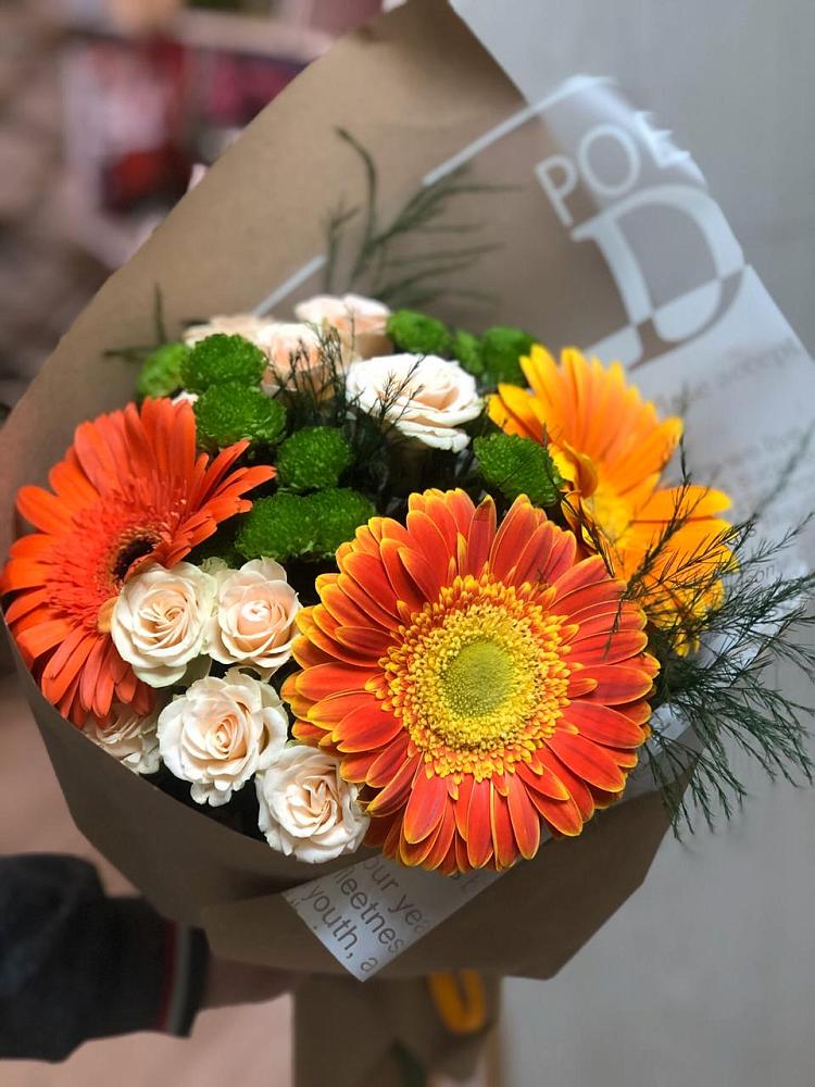 Букет цветов из: Герберы, Хризантемы и Розы в Алексеевка Уфимский район